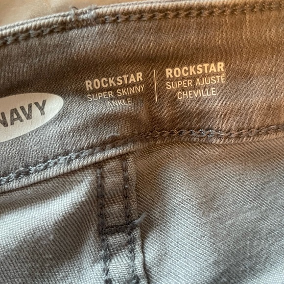 Old Navy Rockstar jeans - Picture 3 of 4